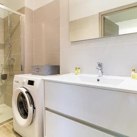아파트 Select' - T2 A Saint-clair Avec Terrasse, Piscine Et Parking ! - 180sud-a12 *
